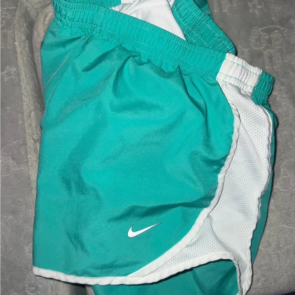 Nike Dri-Fit Running Girls M Shorts